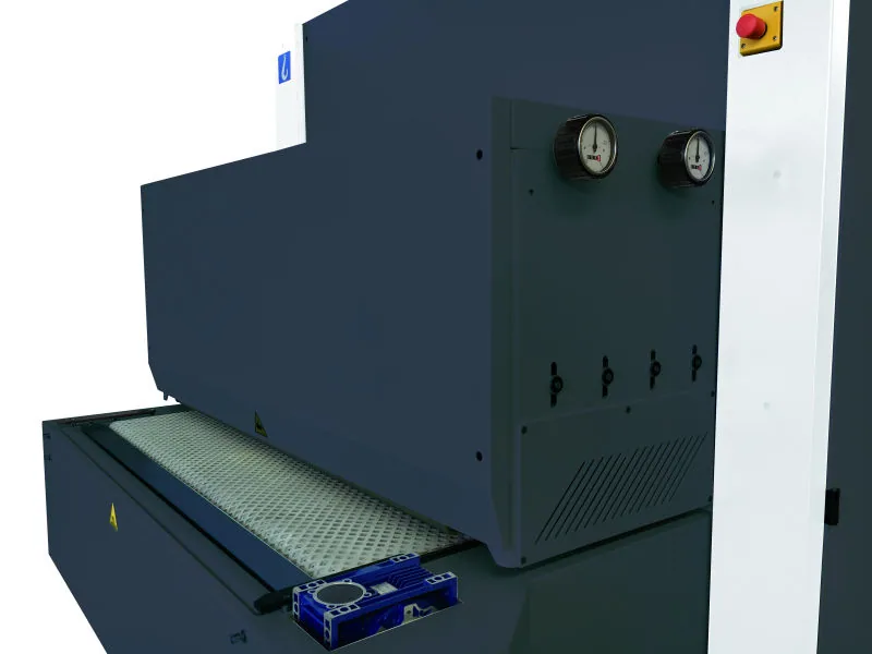 EMC GIANT M1650 EMC GIANT M1650