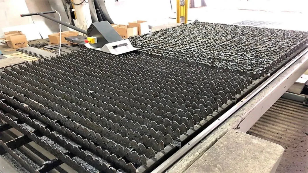 Laser slat cleaner
