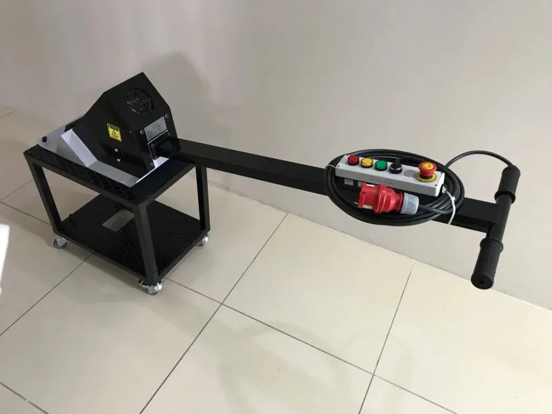 Laser slat cleaner