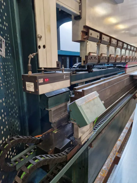 Salvagnini B3 320-4250 Press brake